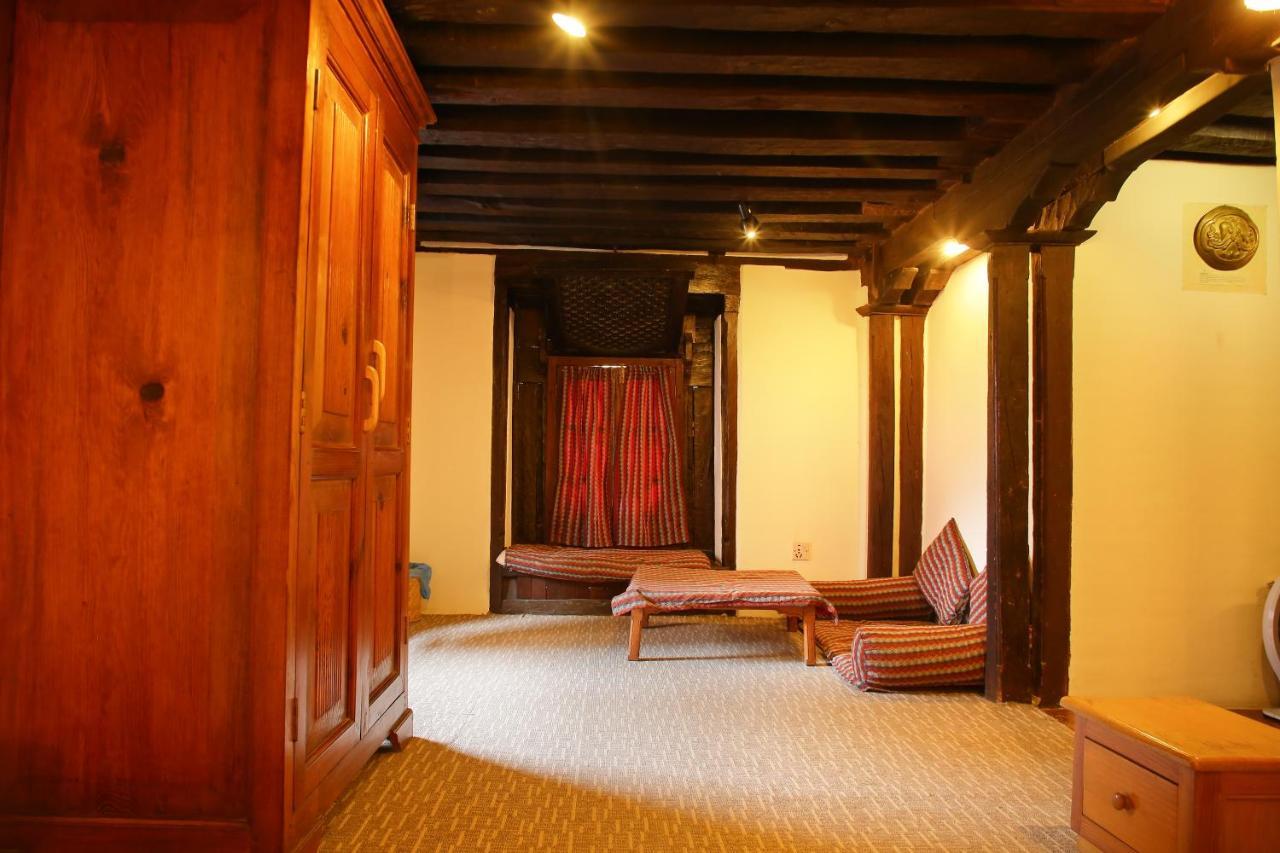 Newa Chen Historic House Unesco Lalitpur ภายนอก รูปภาพ