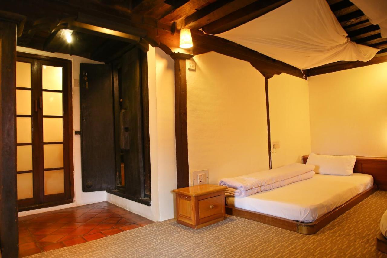 Newa Chen Historic House Unesco Lalitpur ภายนอก รูปภาพ