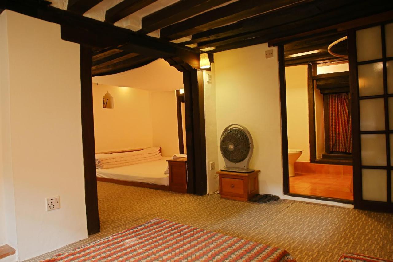 Newa Chen Historic House Unesco Lalitpur ภายนอก รูปภาพ