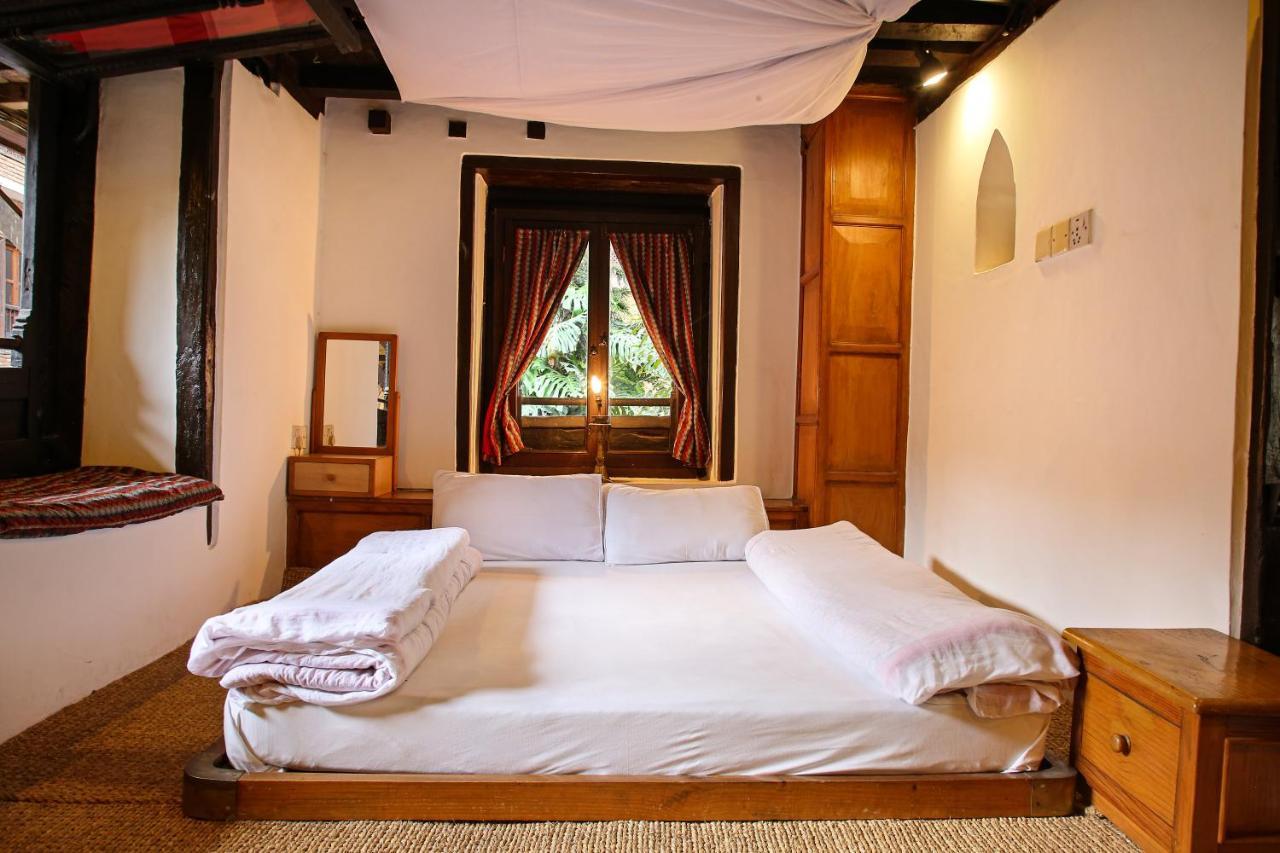 Newa Chen Historic House Unesco Lalitpur ภายนอก รูปภาพ