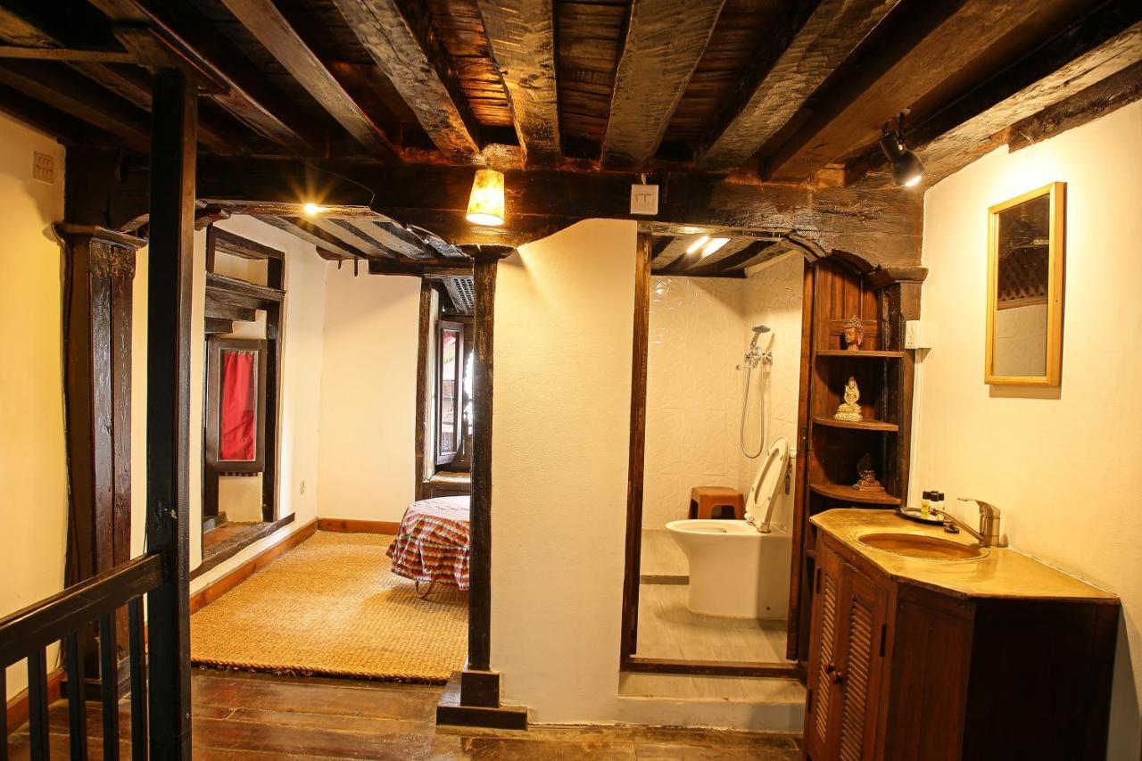 Newa Chen Historic House Unesco Lalitpur ภายนอก รูปภาพ