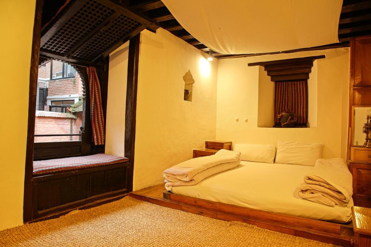Newa Chen Historic House Unesco Lalitpur ภายนอก รูปภาพ