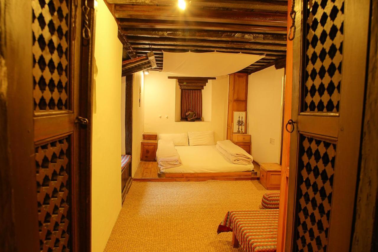 Newa Chen Historic House Unesco Lalitpur ภายนอก รูปภาพ