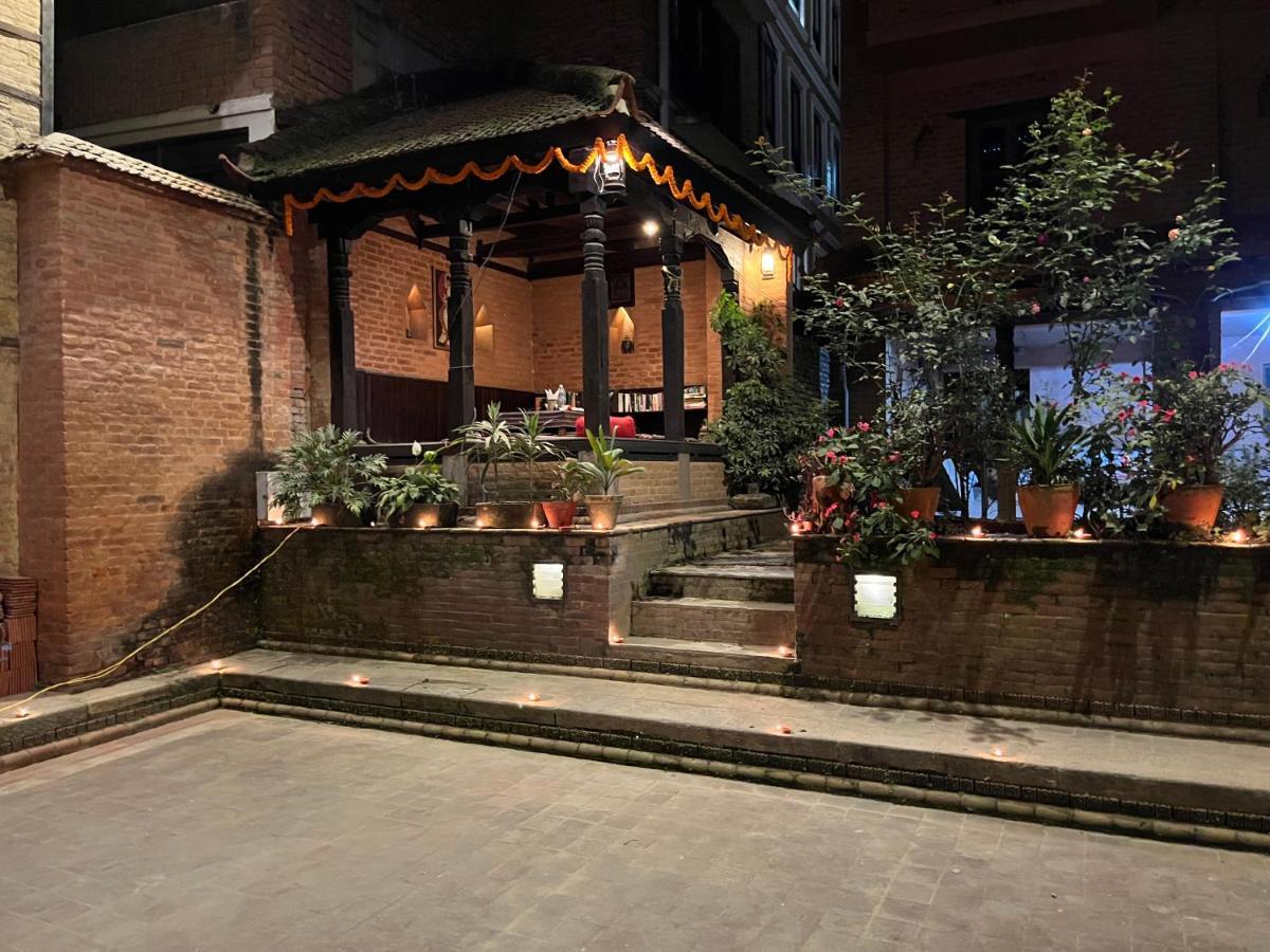 Newa Chen Historic House Unesco Lalitpur ภายนอก รูปภาพ